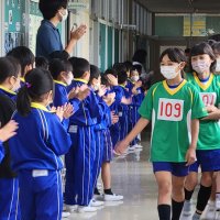 陸上選手をはげます会
