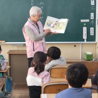読み聞かせ