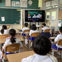全校集会