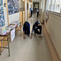 「西中しぐさ」　す　すみずみまで　しっかりと　しゃべらず　しずかに　自問清掃　