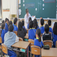 本の読み聞かせ