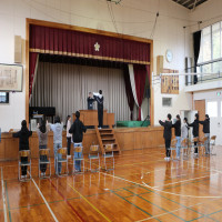 卒業式の練習が始まりました