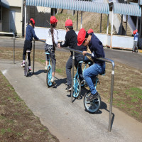 一輪車に挑戦！