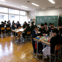 ４月１４日（月）　給食と掃除の様子