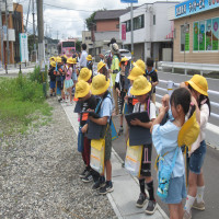 ６月26日（木）２年生探検